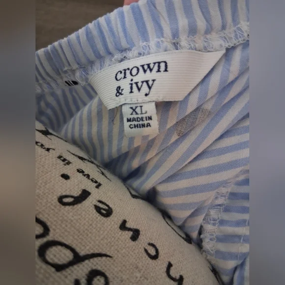 Crown & Ivy Navy Polka Dot Tank Top Xl - Picture 2 of 4